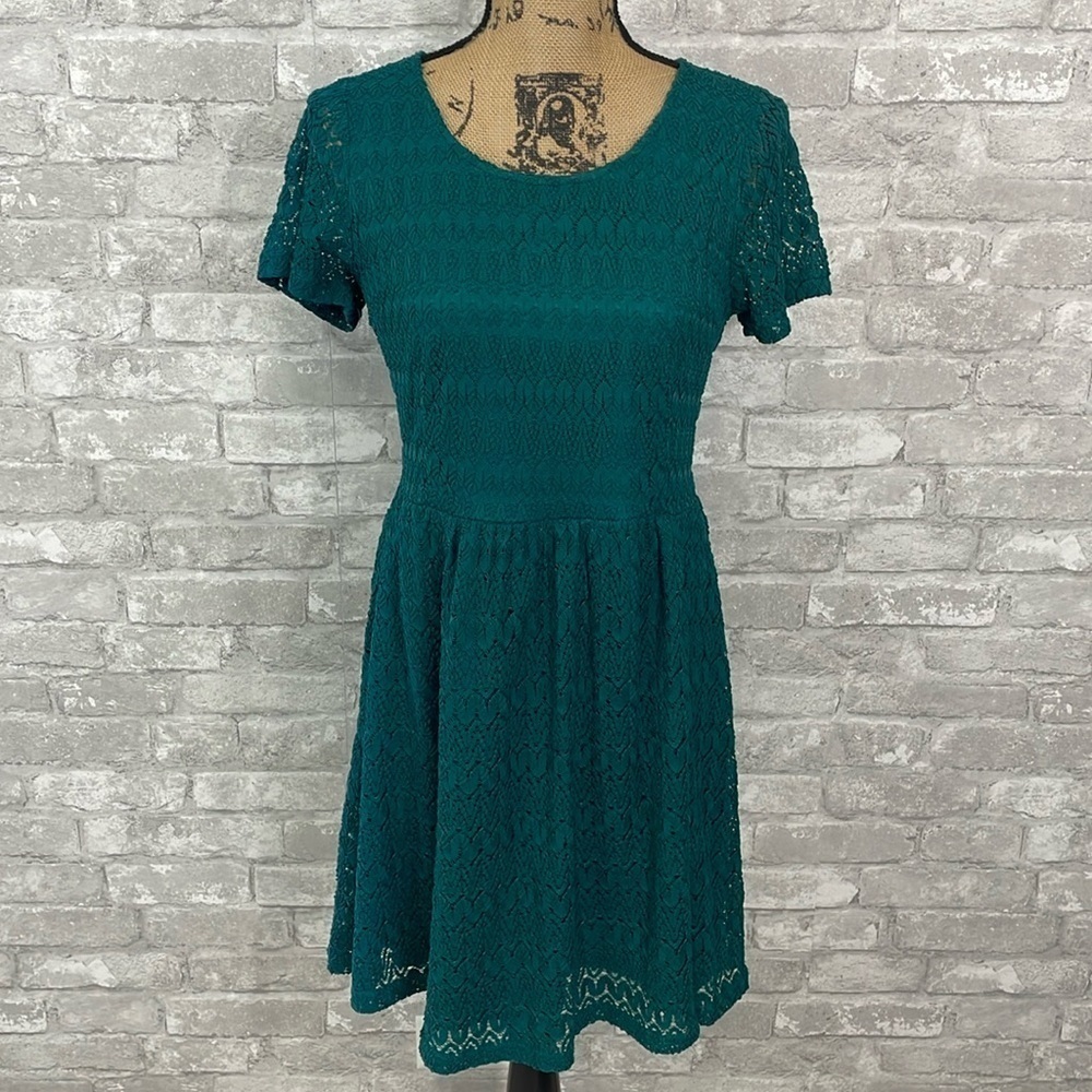 Dina Be Green Lace Dress